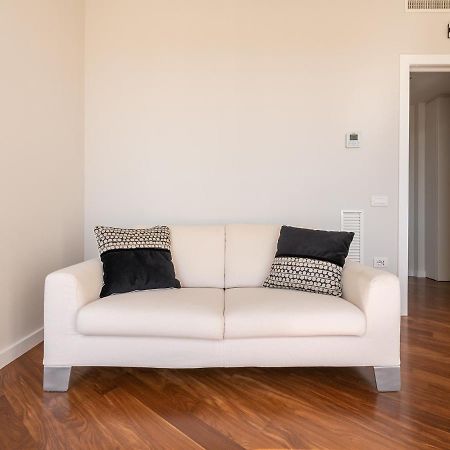 Penthouse Center Apartment Каляри Екстериор снимка