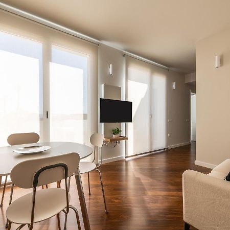 Penthouse Center Apartment Каляри Екстериор снимка