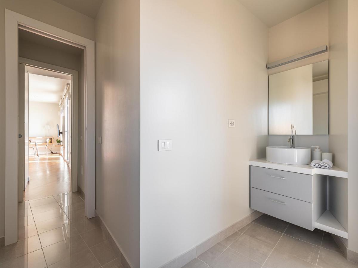 Penthouse Center Apartment Каляри Екстериор снимка